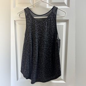 Lululemon Sculpt Tank Black Leopard Cheetah Camo Print Size 8 EUC